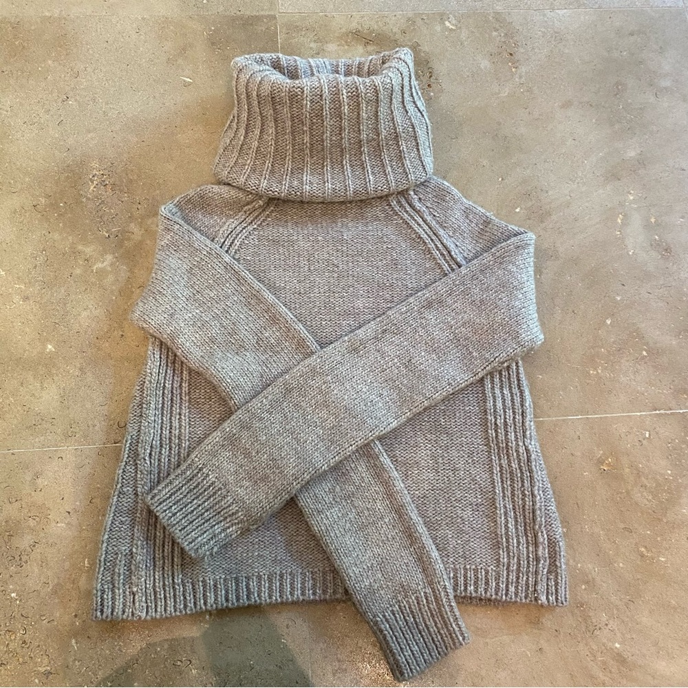 Feel The Piece Turtleneck Sweater cashmere blend